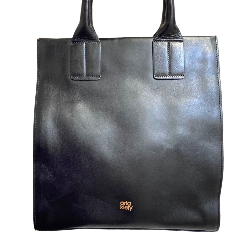Orla kiely beautiful black leather embossed logo tote bag - Picture 2 of 7